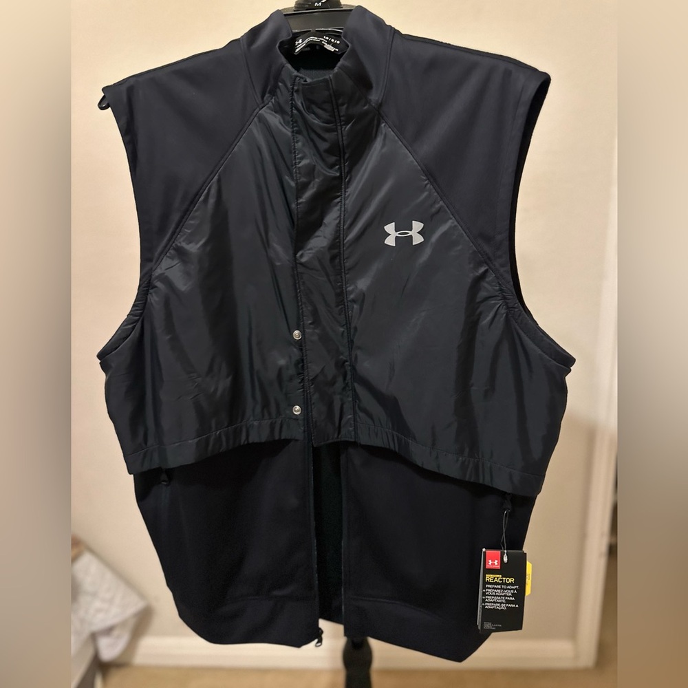 NEW WT UNDER ARMOUR COLDGEAR REACTOR‎ RUN VEST BLACK SIZE LARGE SLEEVLESS